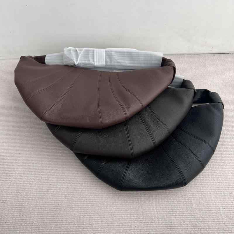 ショルダーバッグ レディース 牛革 餃子バッグ 本革 斜めがけ 鞄 カバン ハンドバッグ 2way レザー 肩掛け 無地 シンプル おしゃれ かわいい 軽量 大容量 通勤 旅行 ブラック ブラウン｜Tanzan