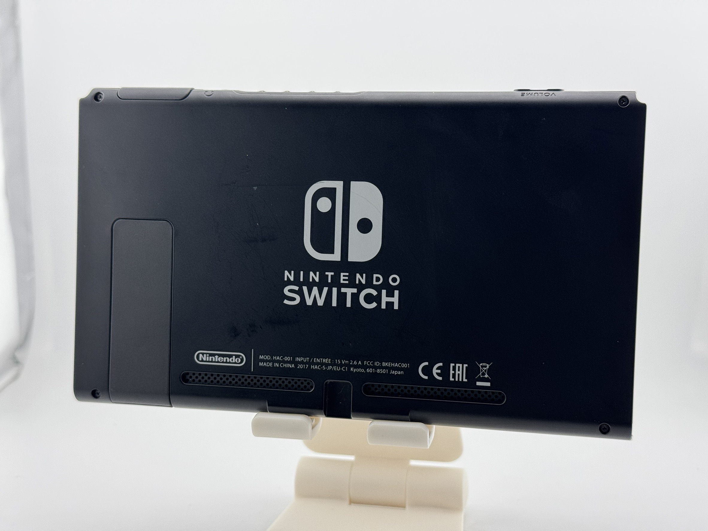 Nintendo Switch 本体 箱・ストラップ無し ハードケース付き