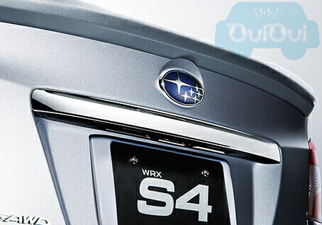 J1218FJ220【スバル純正】トランクガーニッシュ(メッキ)　　WRX S4【コンビニ受取対応】