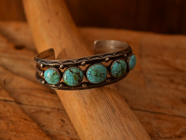 70s Vintage Indian jewelry ナバホー族 5 No.8青緑色 しろがね色 バングル