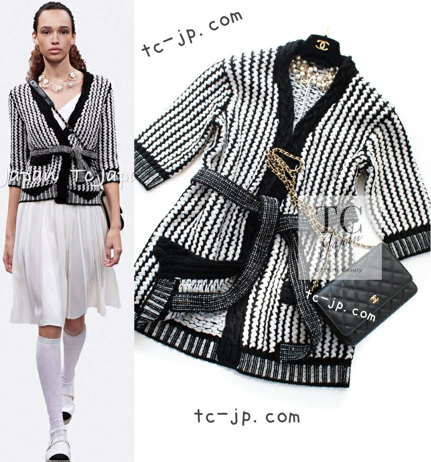 [中古] シャネル カーディガン CHANEL ブラック オフ ホワイト コットン 春夏 サマー ニット ロング カール・ラガーフェルド 新品同様 38 40｜TC-Japan 店