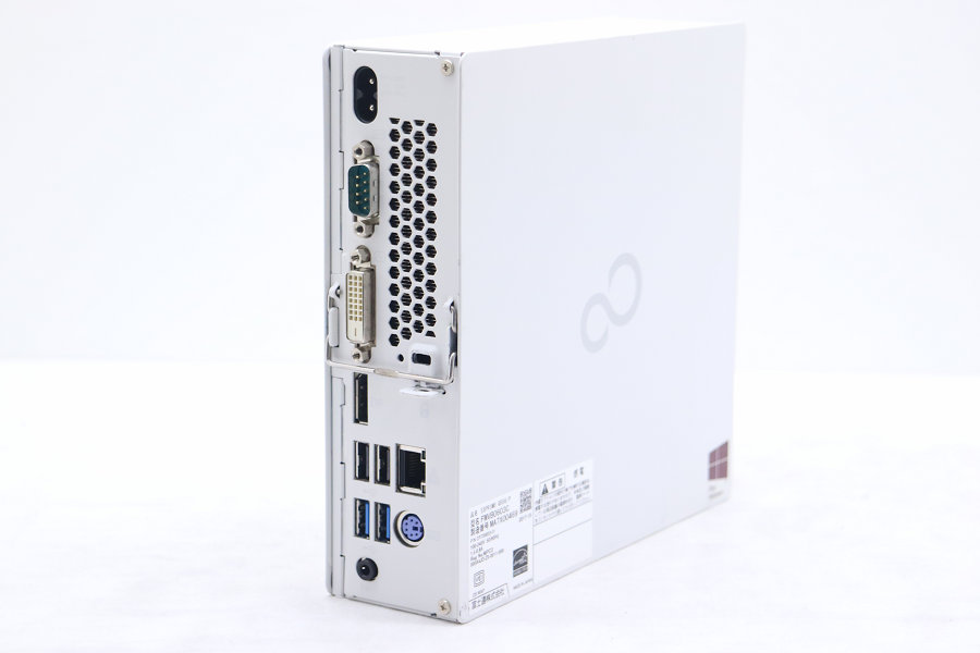 一部予約 富士通 ESPRIMO Q556 P Core i3 6100T 3.2GHz 8GB 256GB SSD