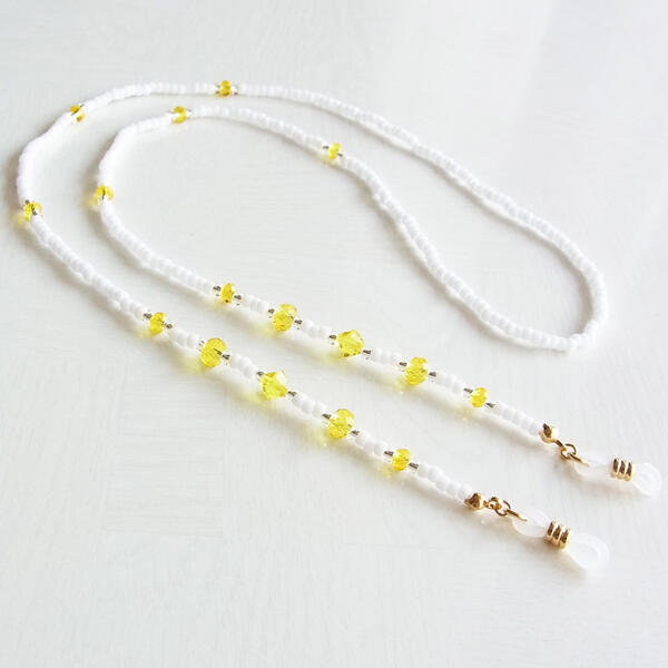 楽天市場 イエロー クリスタル ホワイト ビーズ メガネチェーン グラスコード Tearsheaven Web Shop