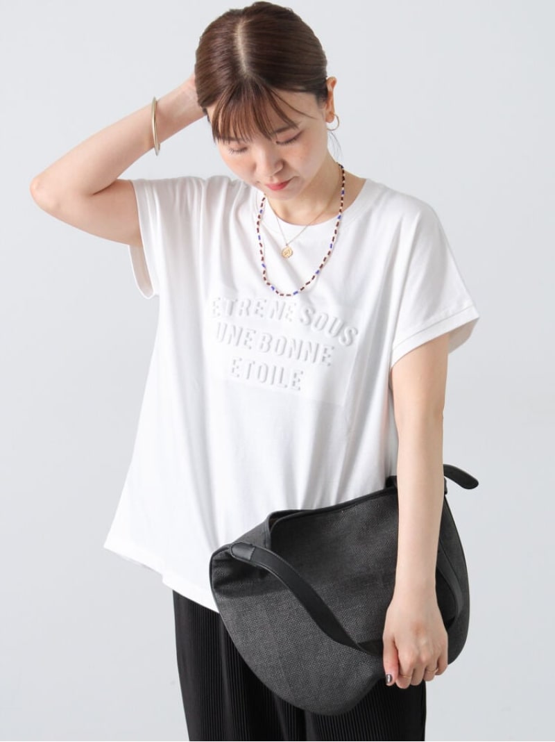 【楽天市場】【SALE／50%OFF】エンボスロゴTシャツ Lugnoncure テチチ トップス カットソー・Tシャツ ネイビー ホワイト