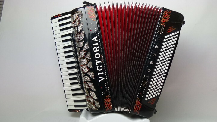 イタリア Victoria 社製 アコーディオン Model Fire Cassotto (中古)|テクノプロモーション