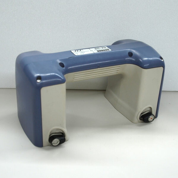 【中古品】【リフレッシュ済】【リフレッシュ未】Nikon 蓄電池 BC-70【貨物輸送無料】