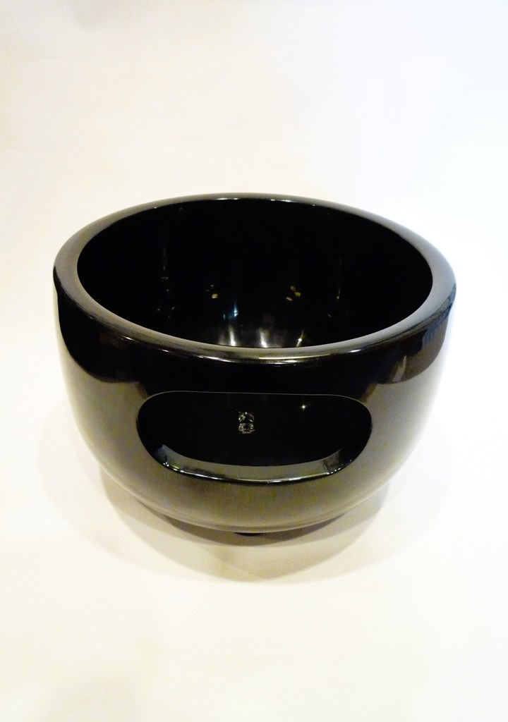 \u003cBR\u003e【貨物輸送無料】【茶道・茶道具】【表千家・裏千家】【中古】\u003cBR\u003e眉風炉（尺〇）