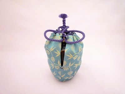 楽天市場】加藤錦雄造 瀬戸茶入 仕覆 正法寺緞子 共箱 古瀬戸写 肩衝