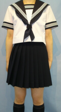SH47衿深め・袖折り返し・胸当紺色白3幹線半袖セーラー服