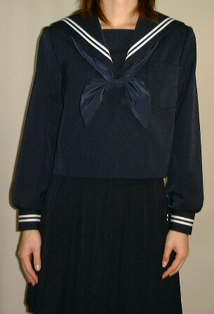 セーラー服　上下　二本線　ネイビー　ホワイト ホワイト×ネイビーのショートネクタイセーラー服 | BODYLINE
