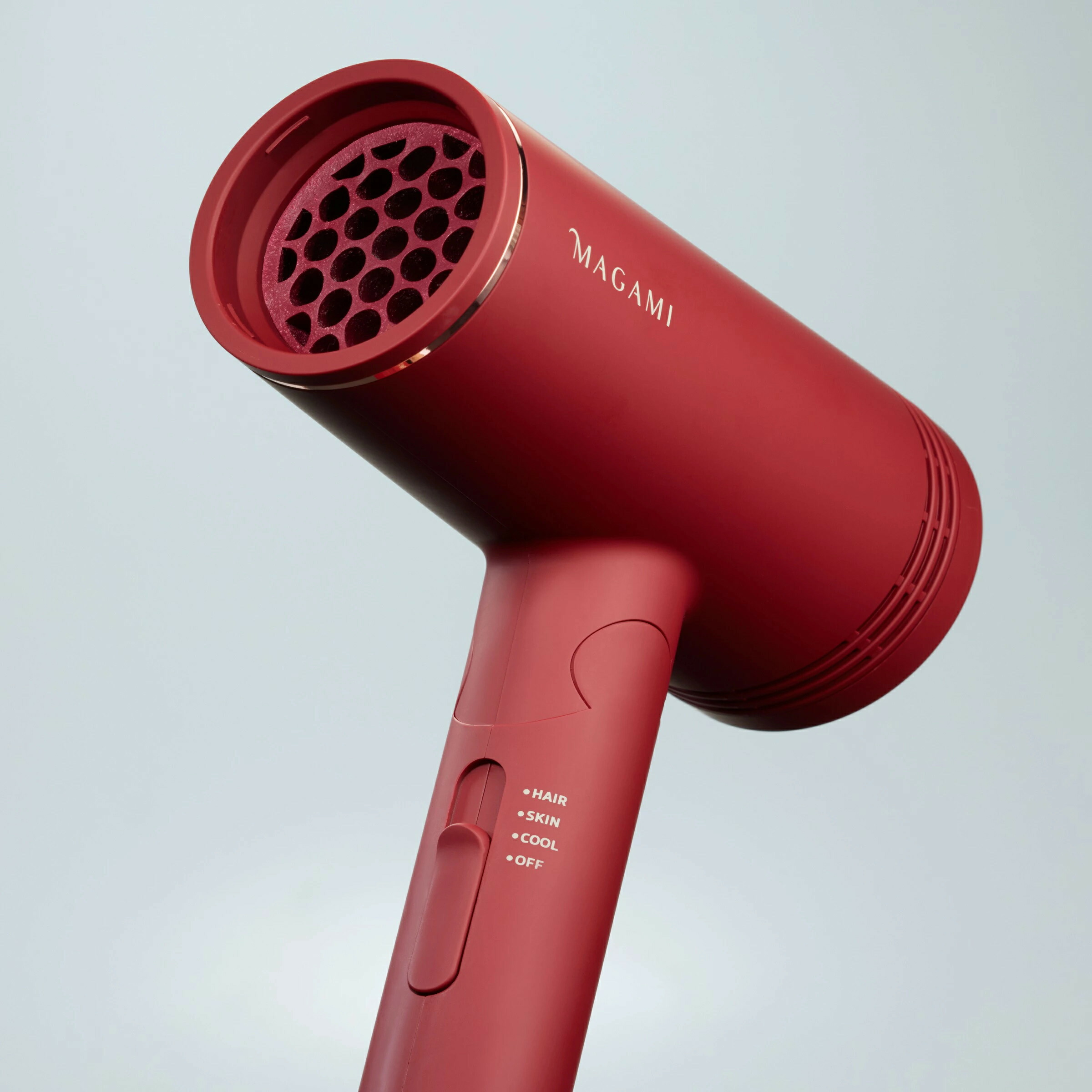 楽天市場】MAGAMI マガミ ヘアドライヤー ヘイゼルトンプソン