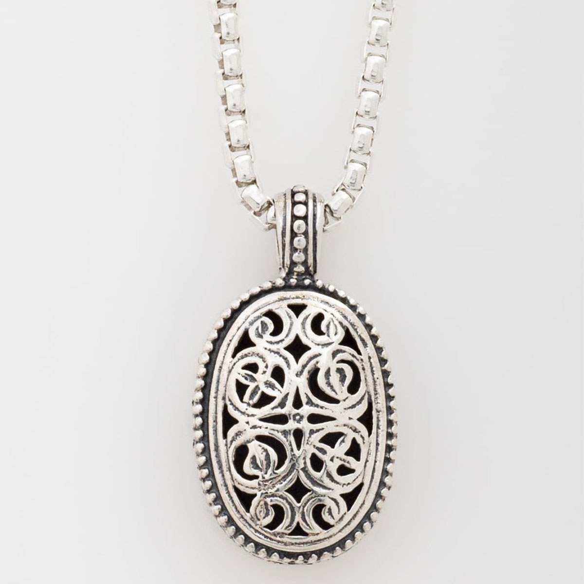 貨物輸送無料 付属物 gerochristo ジェロクリスト Garden Shadows Medium Pendant / GP008 返品取り替えっこ不可