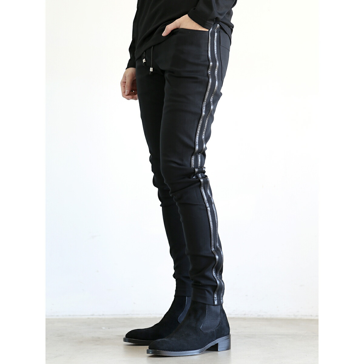 送料無料 ボトムス RESOUND CLOTHING リサウンドクロージング Blind LINE PT / ブラックレザーライン 返品交換不可|Valuation share