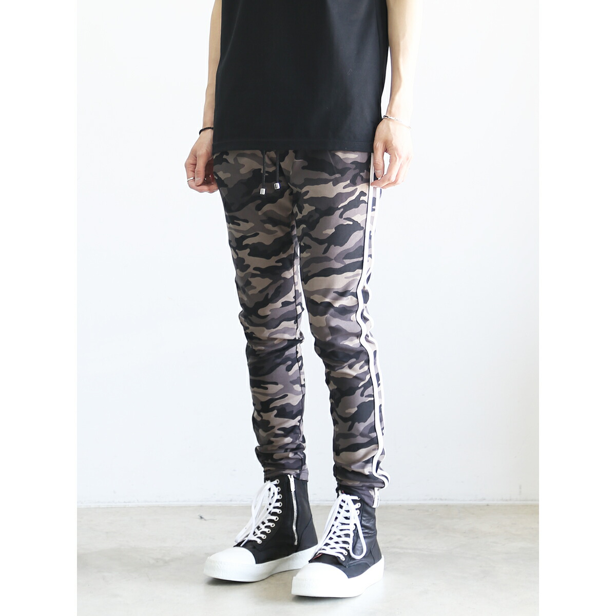 セール商品 30%OFF 送料無料 ボトムス RESOUND CLOTHING リサウンドクロージング BLIND LINE PT / ブラックカモ 返品交換不可|Valuation share