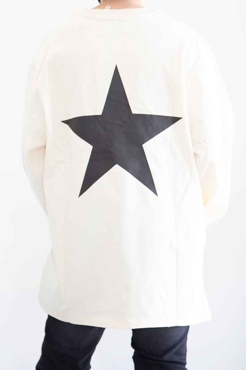 送料無料 トップス FEAR OF GOD FOG ESSENTIALS フィアオブゴッド エッセンシャルズ COMPLEX CON L/S TEE / クリーム 返品交換不可