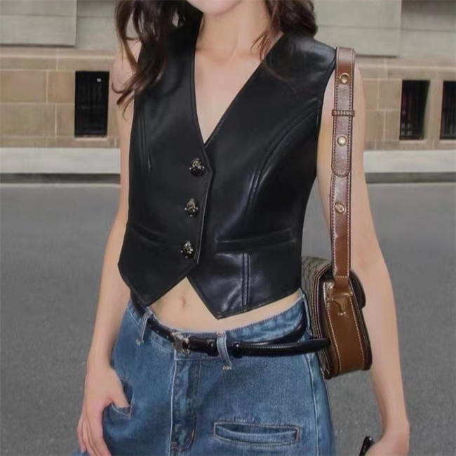 革ベスト 本革 ベスト レディース 革ジレ 羊革 本皮 革 皮 女性 大人 黒 Vネック カジュアル きれいめ キレカジ シンプル ブラッ