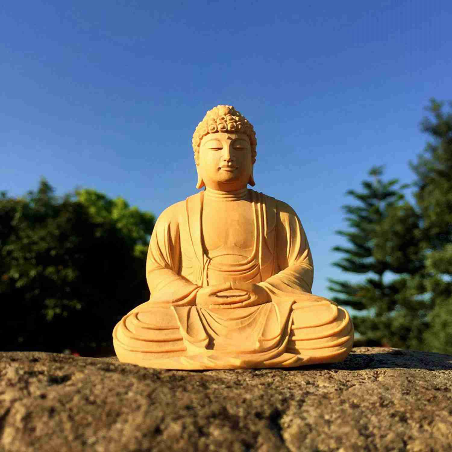 厄除け 祈る 仏壇仏像 置物【如来】釈迦如来座像（総高9cm幅10.5cm奥7ｃｍ）柘植製高級木彫り 木彫り 仏像