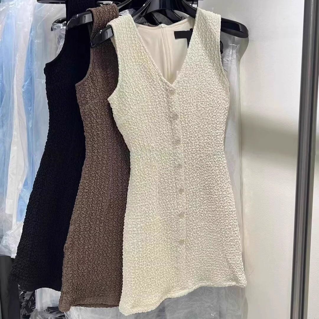 3color レディース ワンピース ミニ丈 ミニ ショート ショート丈 袖なし 肩出し ノースリーブ 襟なし Vネック Aライン タイト 細み ジップ ウエストマーク 大人可愛い シンプル かわいい お洒落 ラブリー キュート セクシー エレガント S M L アプリコット 黒 ブラック
