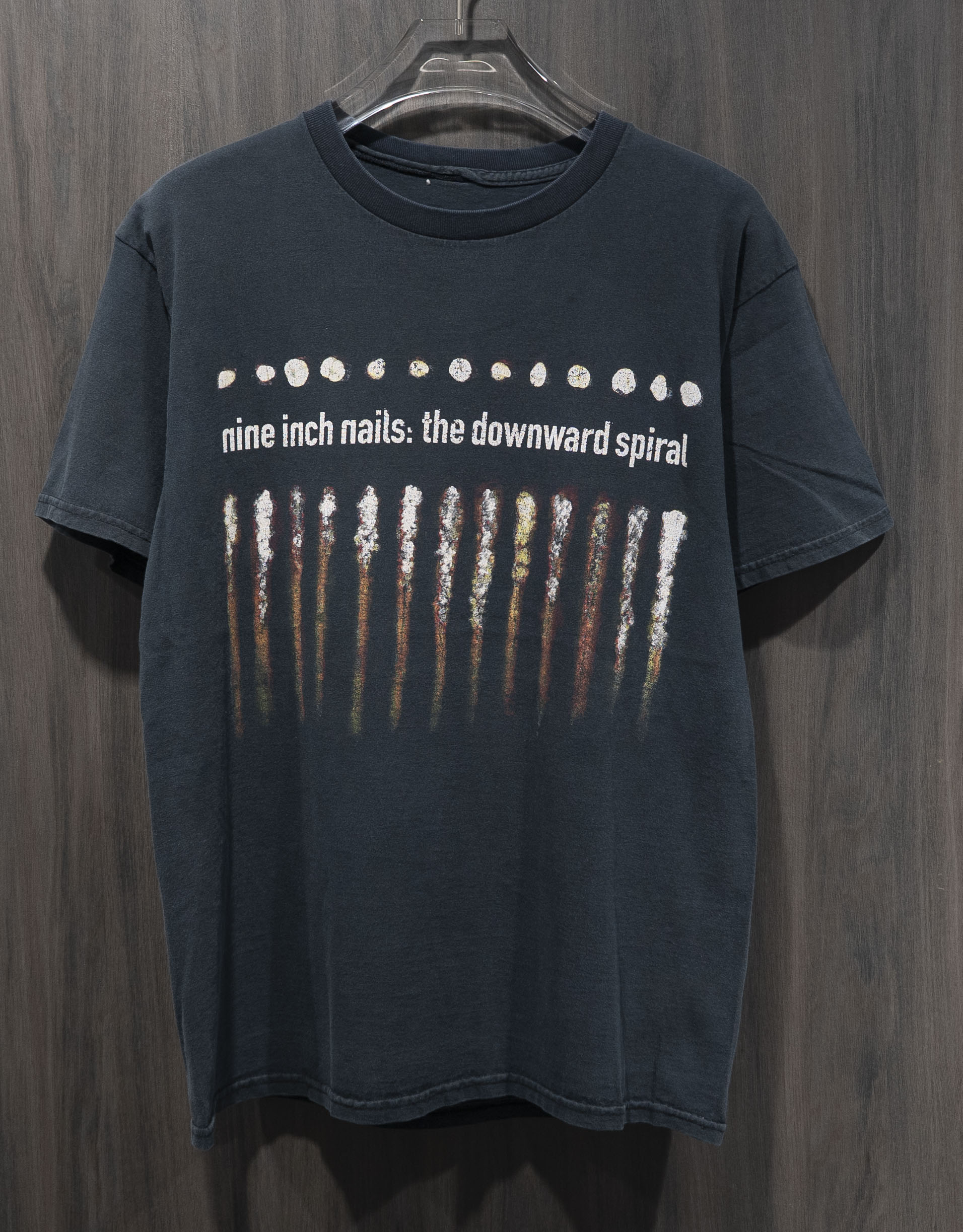 00s VINTAGE TEE Nine Inch Nails " The Downward Spiral Y2K " CutTag Fits XL ナイン・インチ・ネイルズ 半袖 Tシャツ ブラック｜Ten past Ten Jr.