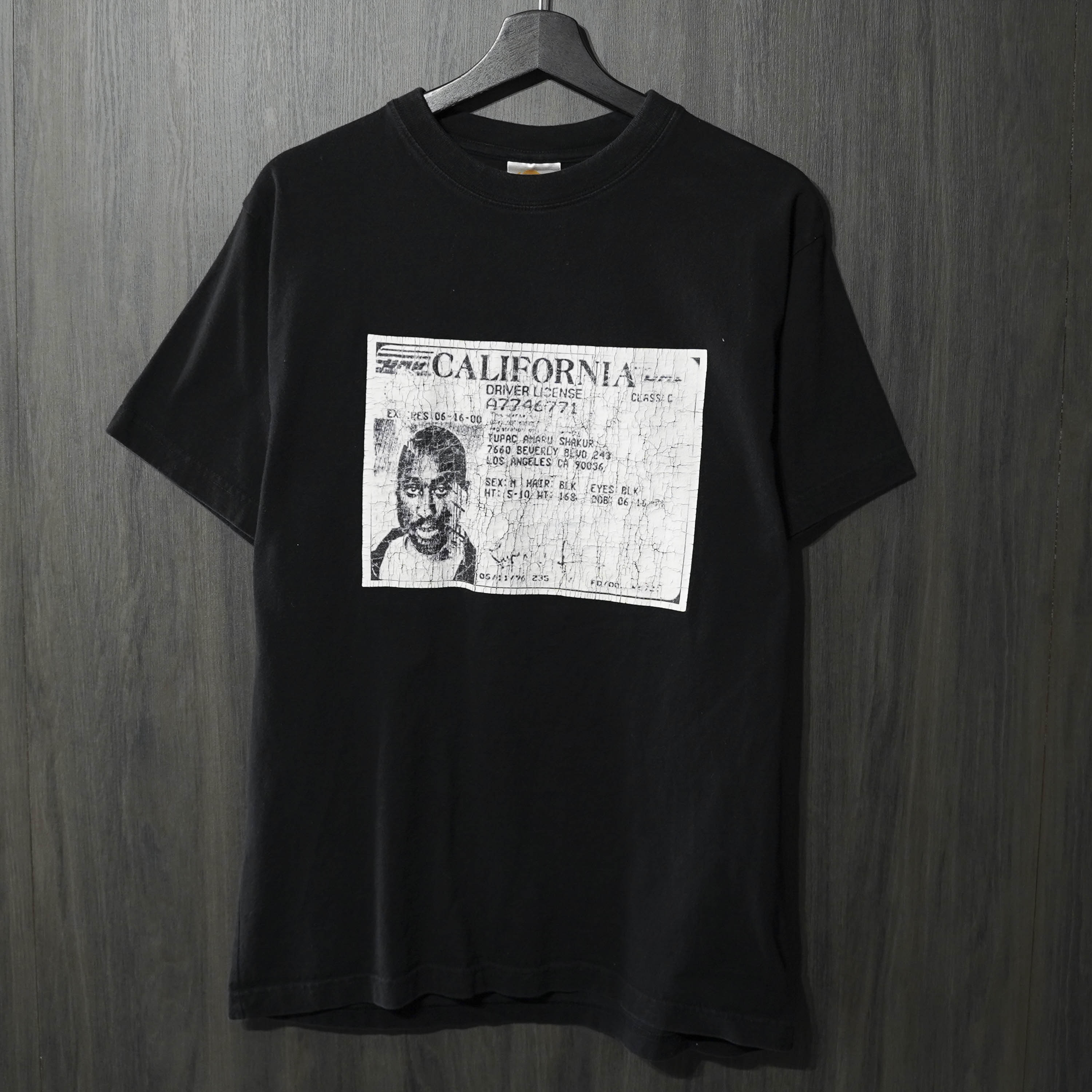 VINTAGE TEE 2PAC \"Driver License \"" NRG L  2風呂敷き包み 半袖プルオーバー 黒いこと"