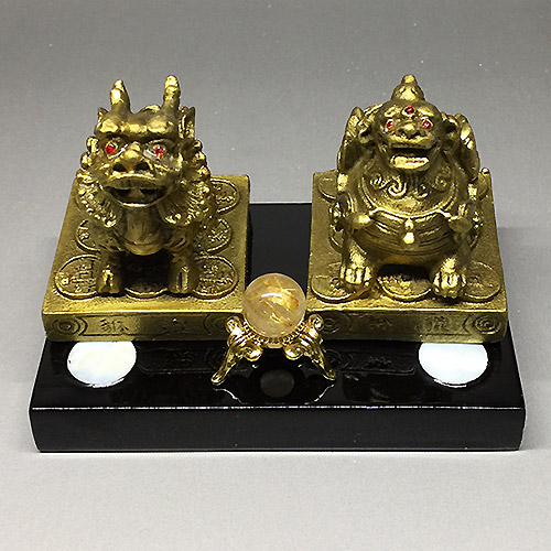貔貅(ひきゅう) 台付小 5H一対セット(銅製 金糸水晶12ミリ玉 漆台付)