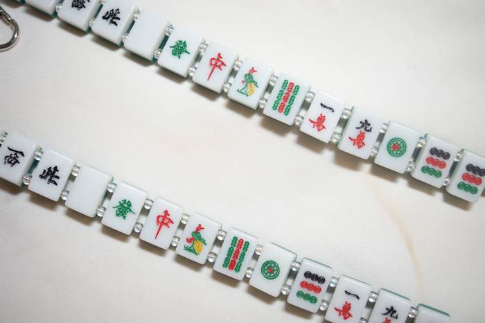 楽天市場 役満 麻雀牌 国士無双 こくしむそう キー ウォレットチェーン 天宝堂