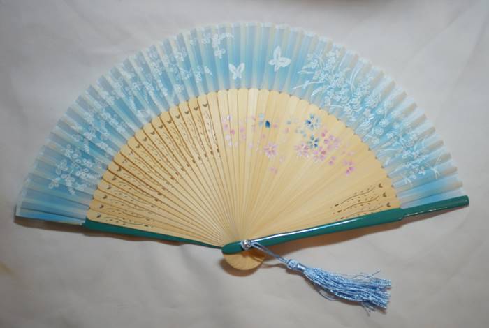 楽天市場】シルク扇子 新撰組 桜斬 白 7.5寸 高級シルク扇子