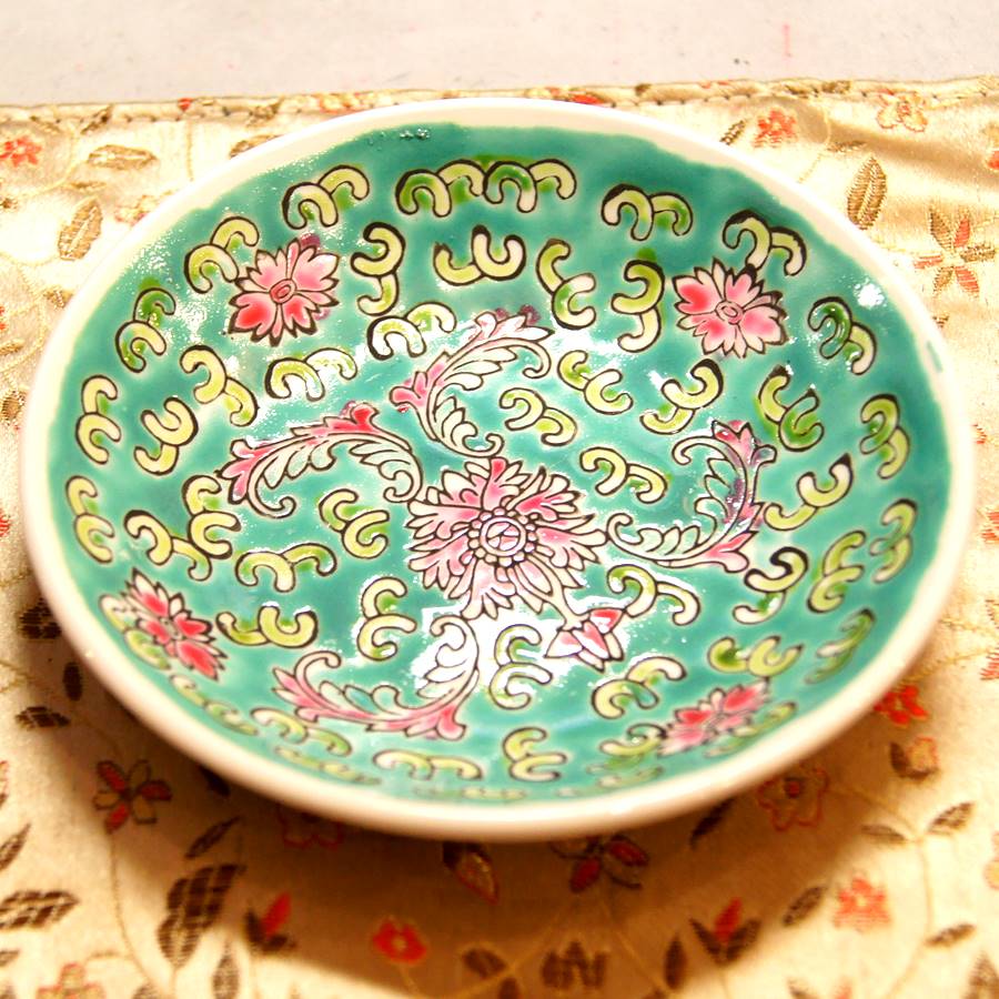2919 中国 景徳鎮 粉彩 龍文　花文　飾皿　22cm 2919 中国 景徳鎮 粉彩 龍文 花文 飾皿 22cm