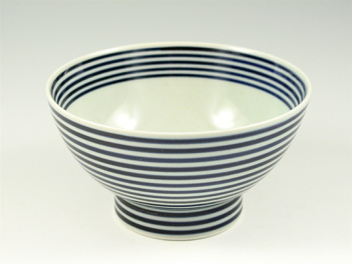有田焼 藍駒 広東丼(小) (10枚入)/御勤め用/新品/小物貨物輸送客体商いもの
