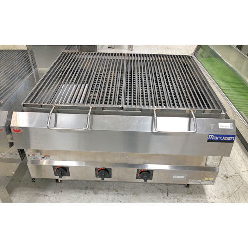 【中古】チャーブロイラー マルゼン RCB-Pf097 幅900×奥ふかさ770×高さ475 LPG(プロパンガス) 【貨物輸送別途積もり書き】【御勤め用】【飲食店 バス発着場 勝手もと備品 グリラー 焼物器 御勤め用グリラー 御勤め用焼物器】