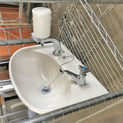 中古 手洗い器 Lixil L 15g 幅405 奥行3 高さ140 送料別途見積 業務用 Runawayapricot Com