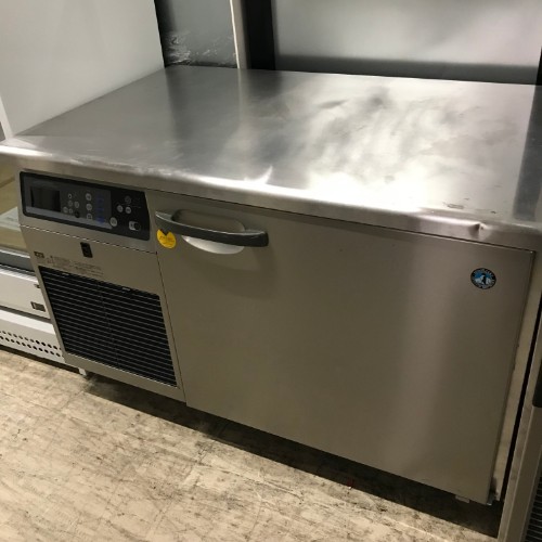 【中古】ブラストチラー ホシザキ HBC-6TA3 幅1200×奥ふかさ750×高さ800 三相200V 【貨物輸送別途積もり書き】【御役目用】【飲食店 バス発着場 御厨子所計器 ブラストチラー 御役目用ブラストチラー】