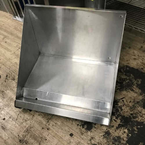 【中古】平棚 水切り付き添い人 BGなし 幅600×奥ぶかさ450×高さ470 【貨物輸送別途積もり書き】【お役目用】【飲食店 バス発着場 勝手もと設備 平棚 上棚 お役目用平棚 お役目用上棚】