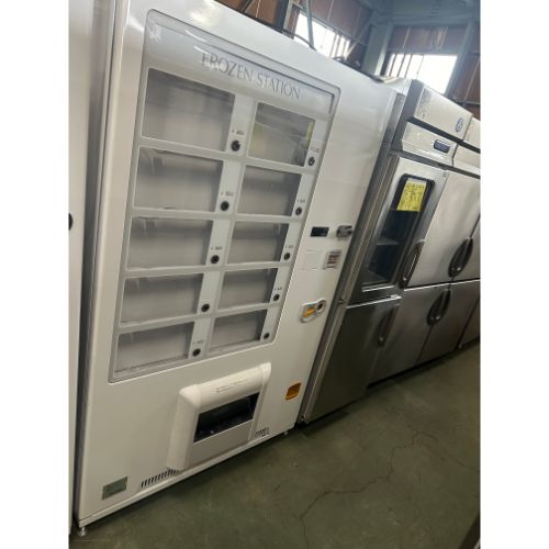 【実業家最長1年引きうける】【中古】氷る自動小銃売りわたす機 富士電機 FFS107WFXU1 幅1161×奥ふかさ886×高さ1830 【貨物輸送別途積もり書き】【御勤め用】【飲食店 バス発着場 勝手もと備品 凍結器 御勤め用凍結器】