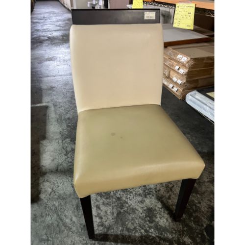 【中古】洋風イス 幅450×奥行540×高さ830 座面高さ：450 【送料無料】【業務用】【飲食店 店舗 厨房機器 イス 業務用イス】