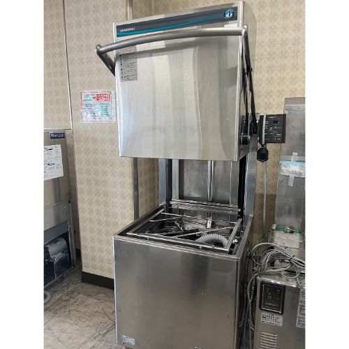 【業界最長1年保証】【中古】食器洗浄機 ホシザキ JWE-680B 幅640&times;奥行655&times;高さ1432 三相200V 60Hz専用 都市ガス 【送料別途見積】【業務用】【飲食店 店舗 厨房機器 食器洗浄機 業務用食器洗浄機】｜厨房機器と店舗用品 TENPOS 231,000円