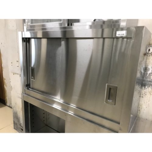 【中古】吊収納家具 BGなし 幅1050×奥ぶかさ300×高さ600 【貨物輸送別途積もり書き】【お役目用】【飲食店 バス発着場 勝手もと設備 吊収納家具 お役目用吊収納家具】