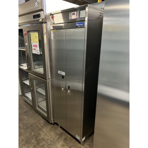 【業界最長1年保証】【中古】包丁まな板殺菌庫 マルゼン MCF-066B 幅600×奥行600×高さ1760 【送料別途見積】【業務用】【飲食店 店舗 厨房機器 衛生用品 業務用衛生用品】