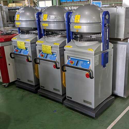 【業界最長1年保証】【中古】分割丸目機 戸倉商事 DR3A-00-00 幅655×奥行655×高さ1700 三相200V 【送料別途見積】【業務用】【飲食店 店舗 厨房機器 特殊機械 業務用特殊機械】 420,750円