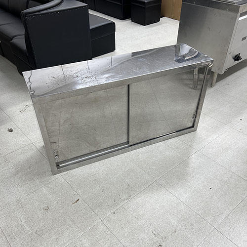 【中古】吊収納家具 幅1200×奥ぶかさ300×高さ600 【貨物輸送別途積もり書き】【お役目用】【飲食店 バス発着場 勝手もと設備 吊収納家具 お役目用吊収納家具】