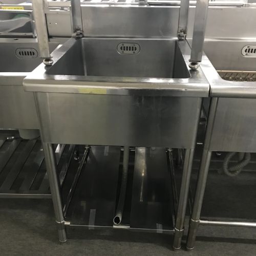 【中古】一槽シンク BGあり 幅600×奥行750×高さ830 【送料別途見積】【業務用】【飲食店 店舗 厨房機器 一槽シンク 業務用一槽シンク】 21,408円