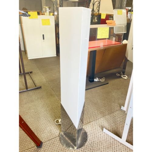 【中古】電照看板 三角錐形 幅300×奥行300×高さ1210 【送料無料】【業務用】【飲食店 店舗 店舗備品 傘立て 傘スタンド】