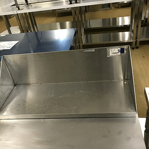【中古】平棚 幅710×奥ぶかさ250 【貨物輸送別途積もり書き】【お役目用】【飲食店 バス発着場 勝手もと設備 平棚 上棚 お役目用平棚 お役目用上棚】