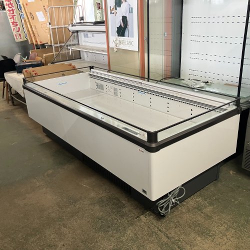【実業界最長1年引き請ける】【中古】平型ワイドレンジショーケース 三菱電機 SU-IS881BTE 幅2400×奥ふかさ1090×高さ810 三相200V 【貨物輸送別途積もり書き】【お役目用】【飲食店 バス発着場 勝手もと装置 平型陳列棚 お役目用平型陳列棚】