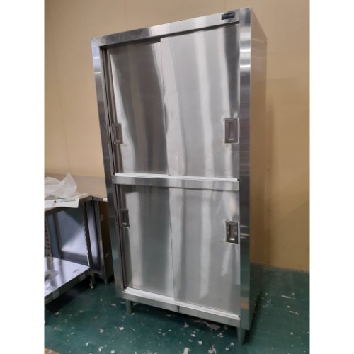 【中古】食器棚 幅900×奥ぶかさ600×高さ1790 【貨物輸送別途積もり書き】【お役目用】【飲食店 バス発着場 勝手もと設備 食器棚 お役目用食器棚】