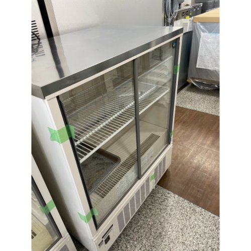【実業界最長1年言いはなつ】【中古】小っちゃい冷蔵陳列箱 ホシザキ SSB-85CL-2 幅850×奥ふかさ550×高さ1080 【貨物輸送別途積もり書き】【御勤め用】【飲食店 バス発着場 御厨子所器機 冷蔵陳列箱 御勤め用冷蔵陳列箱】