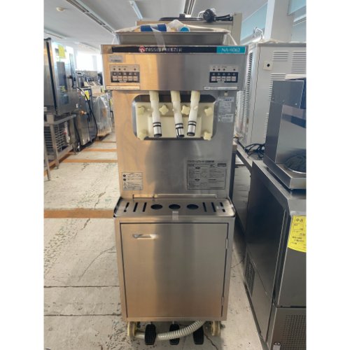 【業界最長1年保証】【中古】ソフトクリームフリーザー 日世 NA-6062WF 幅524×奥行872×高さ1535 三相200V 【送料別途見積】【業務用】【飲食店 店舗 厨房機器 アイスマシン 業務用アイスマシン】|厨房機器と店舗用品 TENPOS
