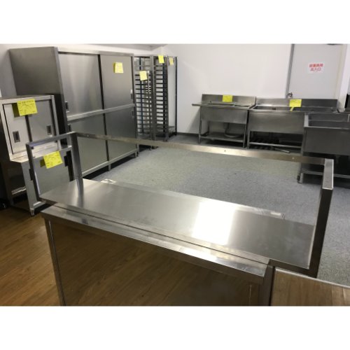 【中古】吊下棚 BGなし 幅1500×奥ふかさ350×高さ350 【貨物輸送別途積もり書き】【御勤め用】【飲食店 バス発着場 勝手もと備品 吊押し入れ 御勤め用吊押し入れ】