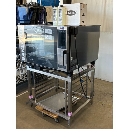 【中古】スチームコンベクションオーブン 台付き添い人 FMI(エフエムアイ) XJBC-04EU-EPRM 幅860×奥ふかさ967×高さ675 三相200V 【貨物輸送別途積もり書き】【御勤め用】【飲食店 バス発着場 勝手もと備品 オーヴン 御勤め用オーヴン】