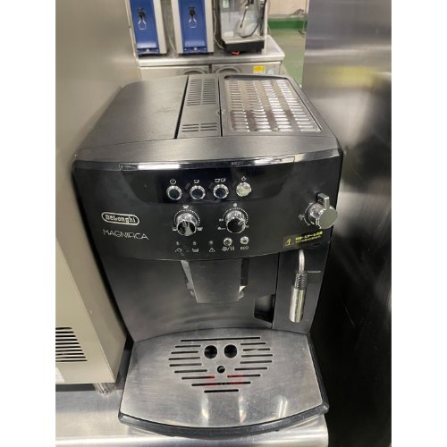 【中古】エスプレッソマシン デロンギ ESAM04110BH 幅280×奥行300×高さ360 【送料別途見積】【業務用】【飲食店 店舗 厨房機器 コーヒーマシン 業務用コーヒーマシン】